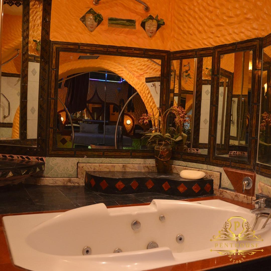 Penthouse Pattaya Hotel Luaran gambar
